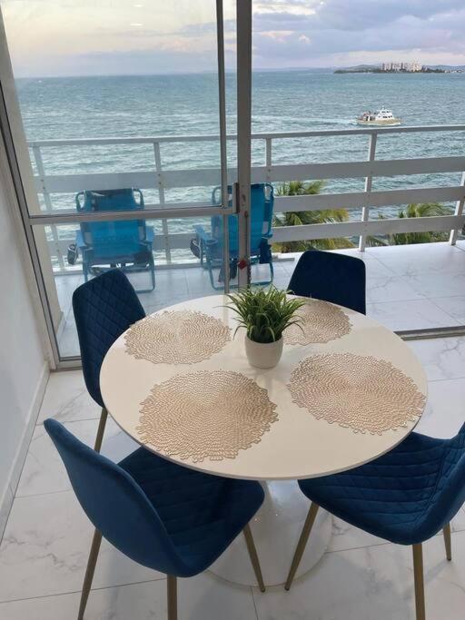 Beautiful Ocean Blue Love Oceanfront Apartment Fajardo Kültér fotó